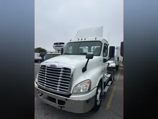 2018 FREIGHTLINER/MERCEDES CASCADIA 125