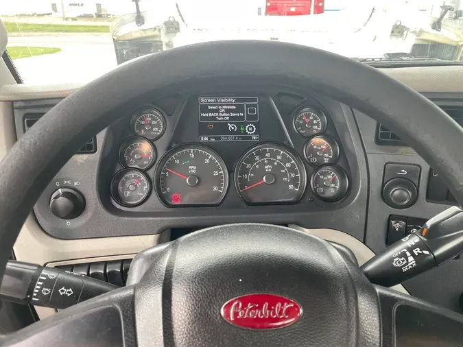 2019 PETERBILT 579