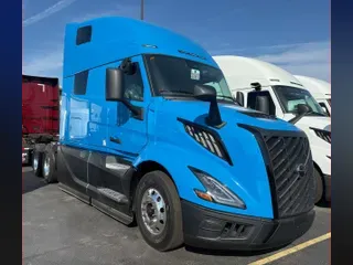 2026 VOLVO TRUCK VNL64TV04