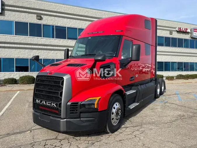 2026 MACK Pioneer 76" High Roof7ab4beed0547b54e14cfa920933e4b28