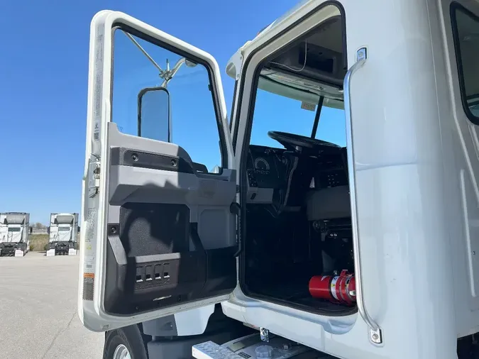 2024 MACK Granite