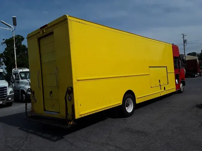 2017 FRTLR CUSTOM CHASSIS CORP MT55