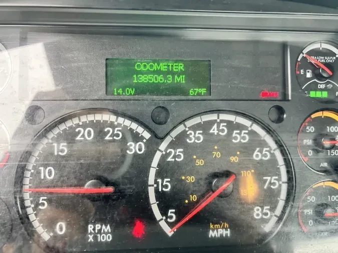 2019 FREIGHTLINER M2 106
