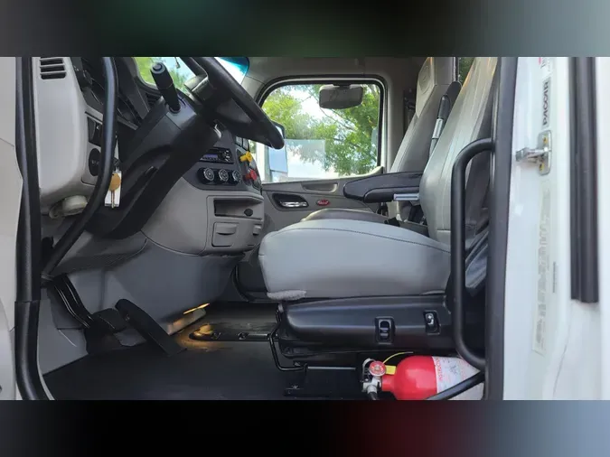 2020 Peterbilt 5677abcc40f2b10a5d41b66683cde14dffd