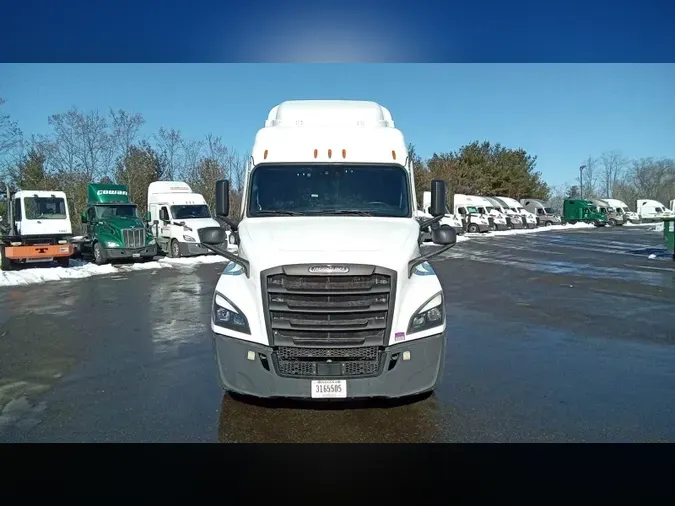 2022 Freightliner Cascadia 126