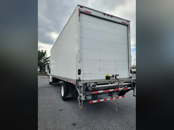 2019 FREIGHTLINER/MERCEDES M2 106
