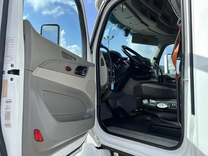 2021 Peterbilt 579