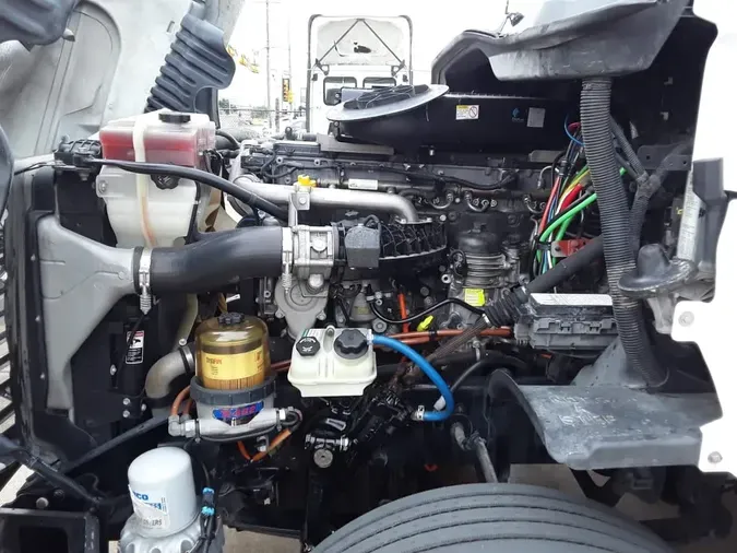 2016 FREIGHTLINER CASCADIA 125