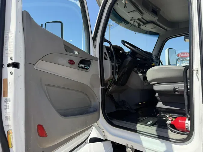 2020 Peterbilt 5797ac96db7a04557488854bc720b555c98