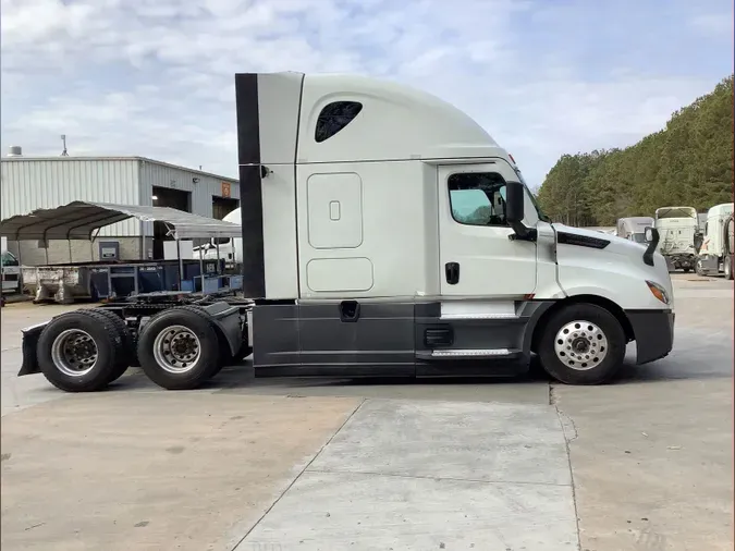 2021 Freightliner Cascadia