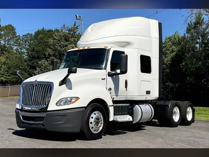 2022 INT LT625 6x4