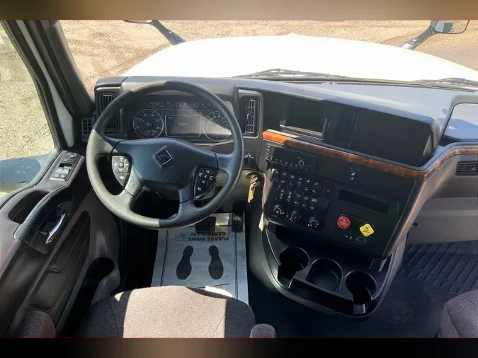2022 INT LT625 6x4