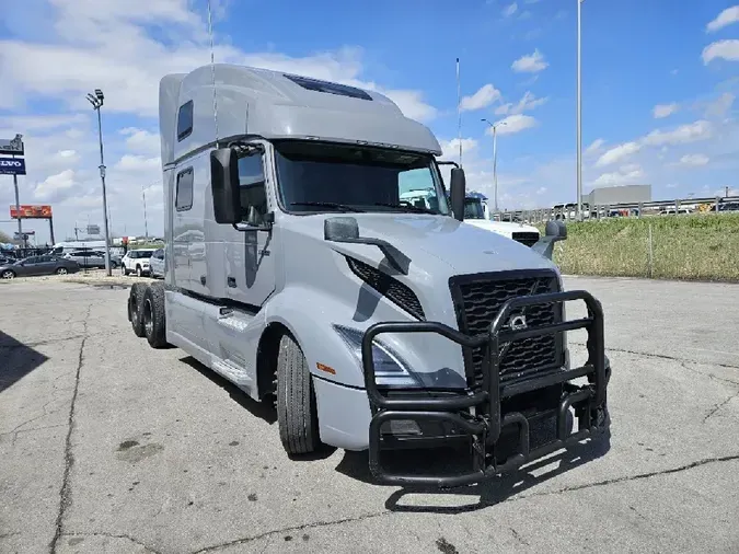 2024 VOLVO VNL64T860