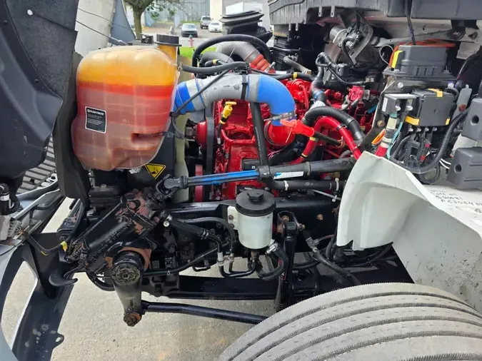 2019 NAVISTAR INTERNATIONAL MV607 (4X2)7acc2b8b19d059e4de3f6750610ccbd3