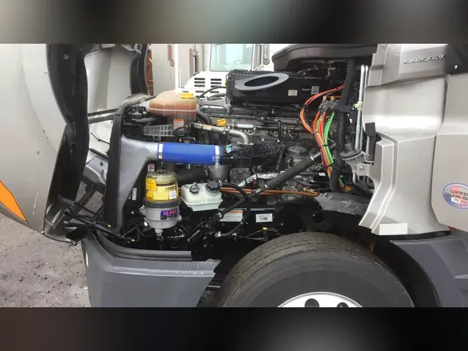 2023 Freightliner Cascadia 126