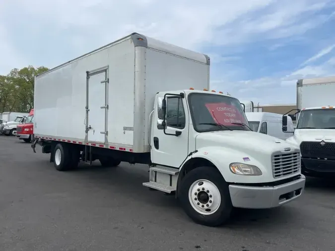2018 FREIGHTLINER M2 106