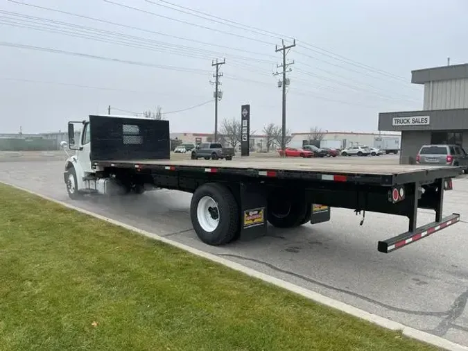 2018 Freightliner Business Class M2 106