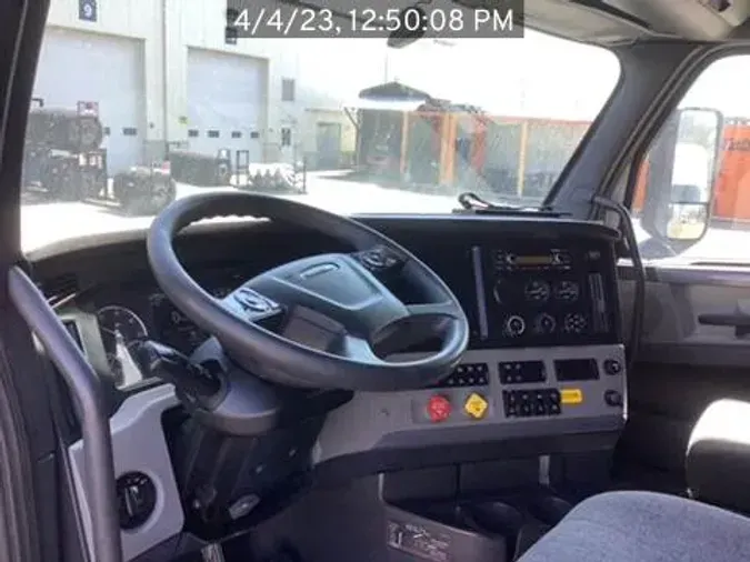 2020 Freightliner Cascadia