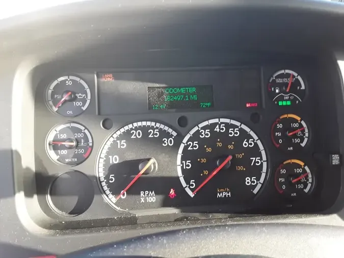 2019 FREIGHTLINER/MERCEDES M2 106