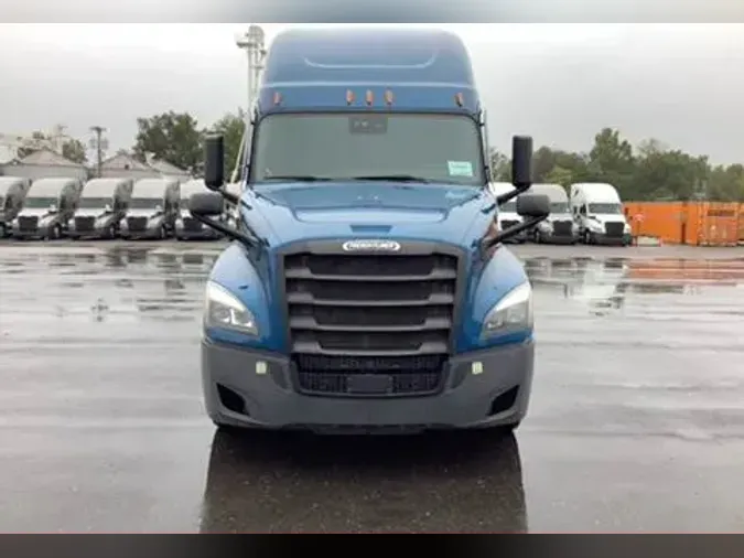 2022 Freightliner Cascadia