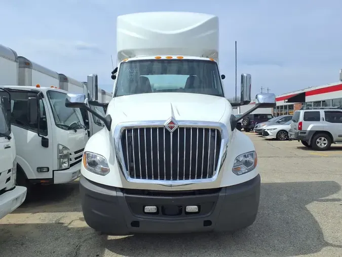 2018 NAVISTAR INTERNATIONAL LT625 DAYCAB T/A