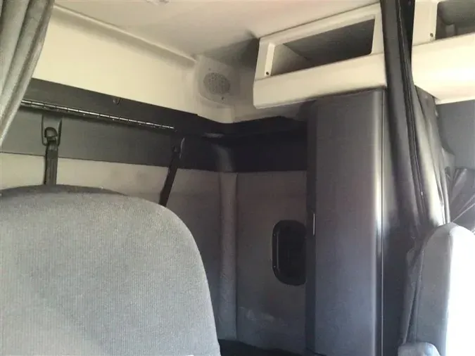 2020 FREIGHTLINER CA116