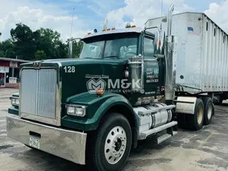 2020 WESTERN STAR 4900SF