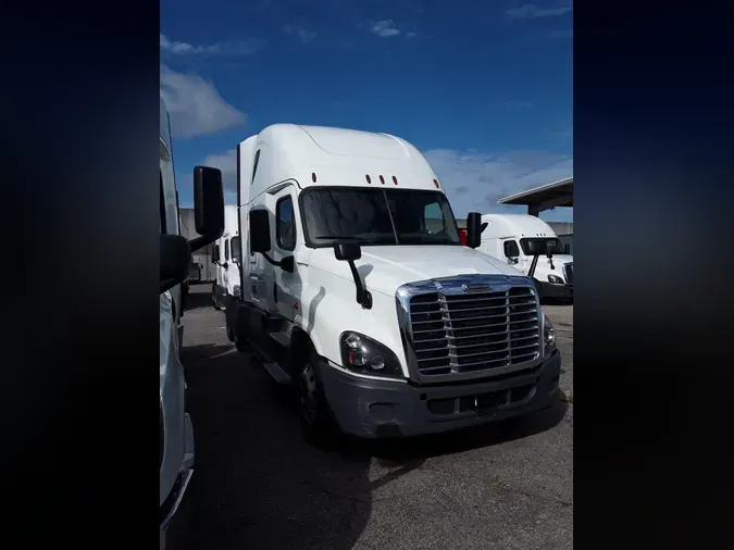 2020 FREIGHTLINER CASCADIA 125