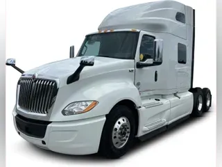 2019 International LT625