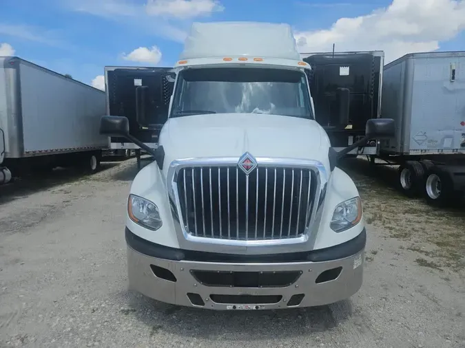 2020 NAVISTAR INTERNATIONAL LT625 SLPR CAB
