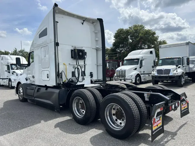 2021 Kenworth T680