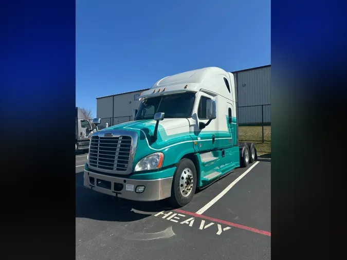 2019 FREIGHTLINER/MERCEDES CASCADIA 1257ae6669198c1433636ad7a63eed85a2f