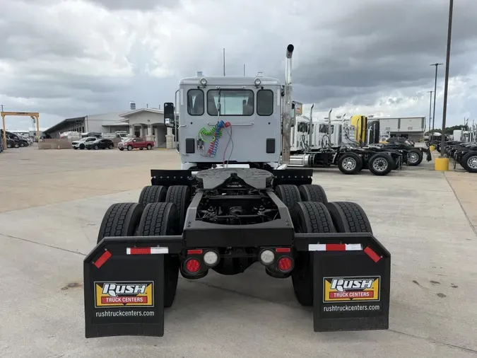 2021 Peterbilt 5677ae6c650e64077661b4a59f918fafbf9