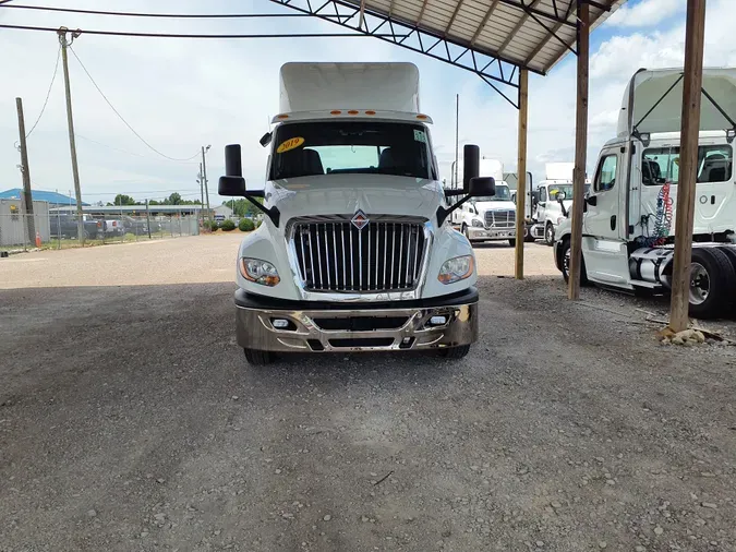 2019 NAVISTAR INTERNATIONAL LT625 DAYCAB T/A