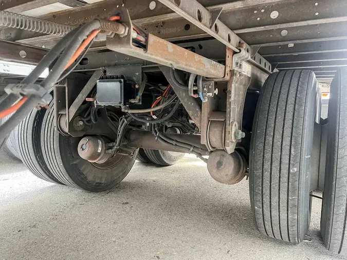 2017 UTILITY VS2RA7aec3cb9f15d2491ed841e811bbc2a13