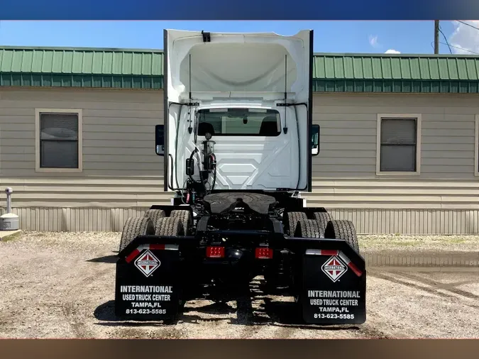 2021 INT RH613 6x4