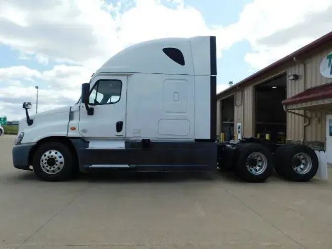 2019 Freightliner Cascadia 125