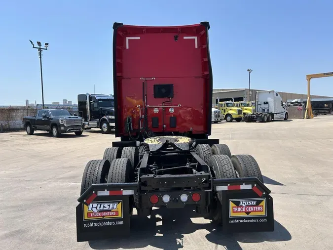 2024 Kenworth T680