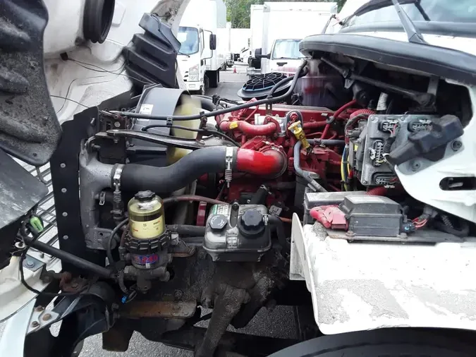 2019 FREIGHTLINER M2 106