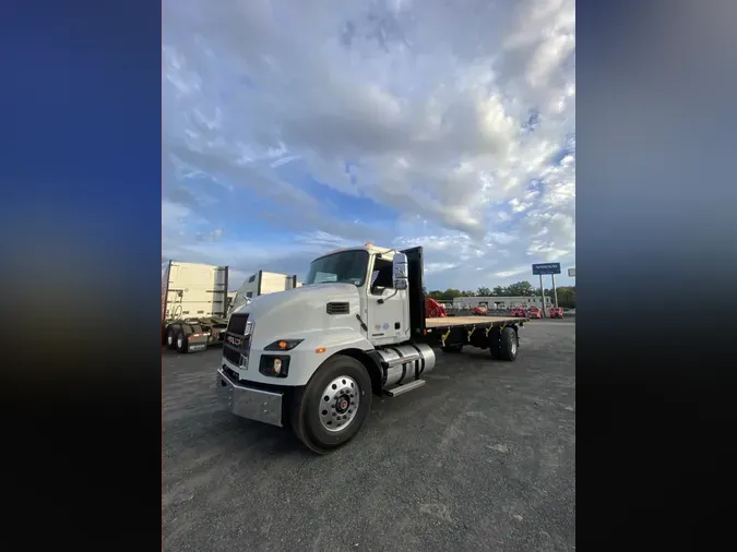 2026 MACK MD MD6 26' FLAT BED