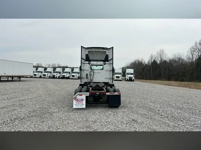 2018 Volvo VNL300