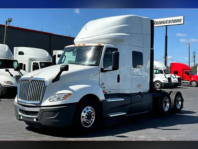 2022 INT LT625 6x4