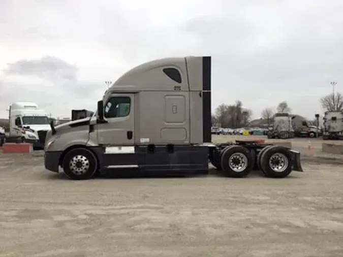 2021 Freightliner Cascadia