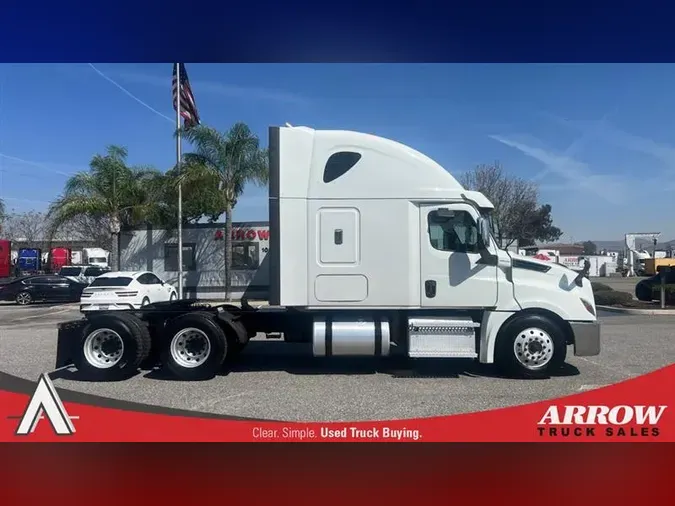 2019 FREIGHTLINER CA126