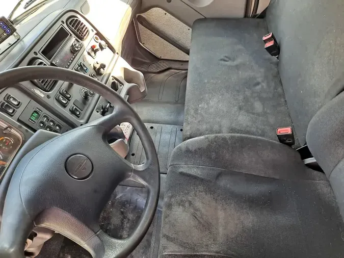 2019 FREIGHTLINER/MERCEDES M2 106