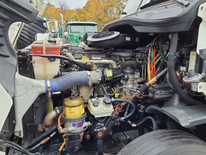 2020 FREIGHTLINER/MERCEDES CASCADIA 125