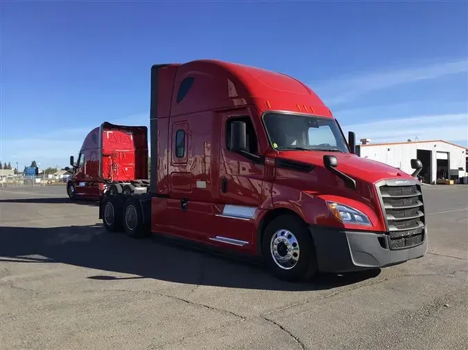 2022 FREIGHTLINER CA126