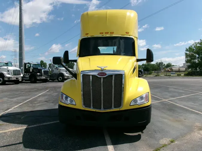 2023 Peterbilt 5797b0830182d8a41e82e05e75981a2ae26