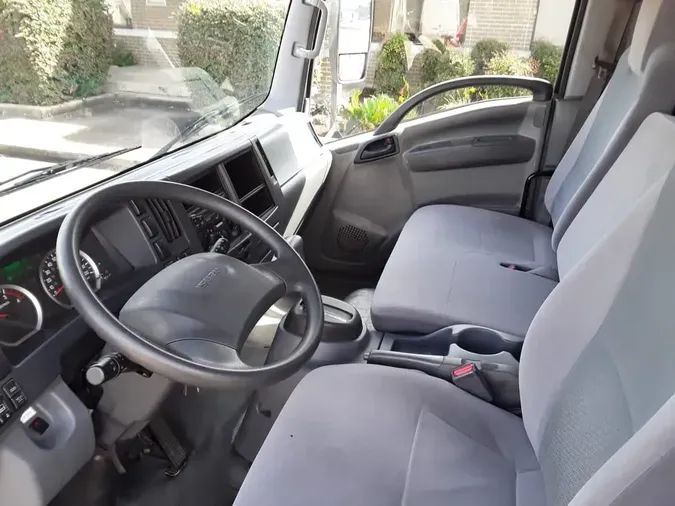 2017 ISUZU NPR HD
