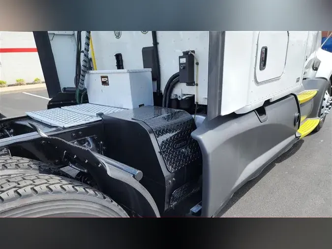 2021 KENWORTH T680